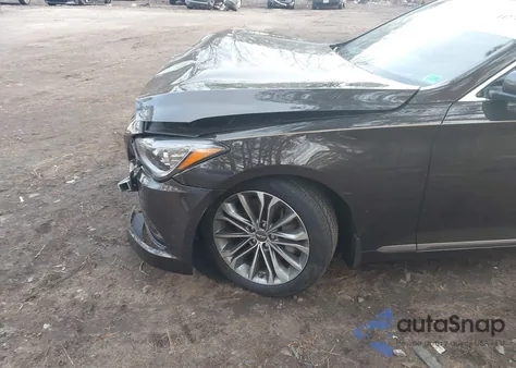 2015 Hyundai Genesis 3.8 z USA, uszkodzony, nr VIN KMHGN4JE8FU057139
